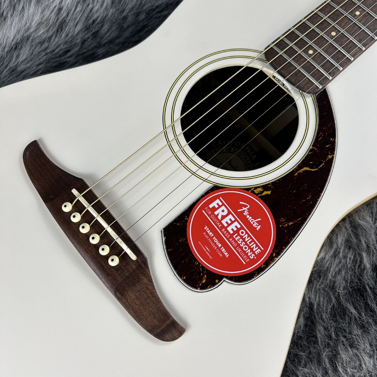 Fender Malibu Player Olympic White