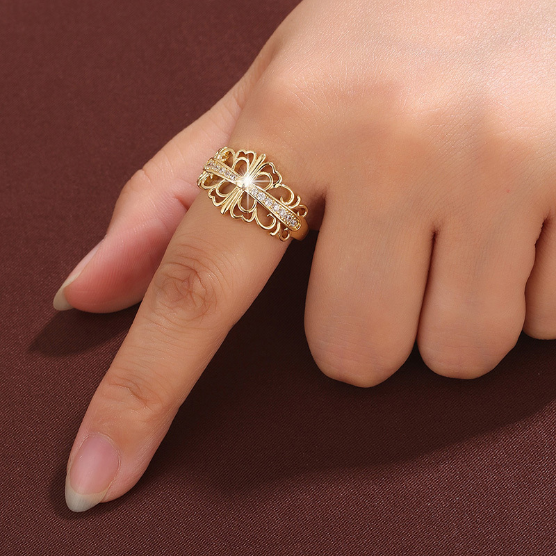 【上品シンプル】透かしゴールド×ジルコニア 大人の華奢リング_画像2