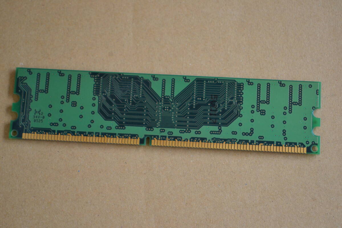 NT256D64S88C0G-5T 256MB DDR-400Mhz-CL3 1枚_画像4