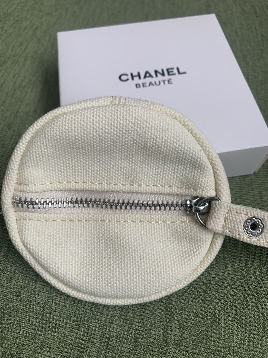  новый товар не использовался CHANEL BEAUTE Mini сумка ячейка для монет Novelty белый.