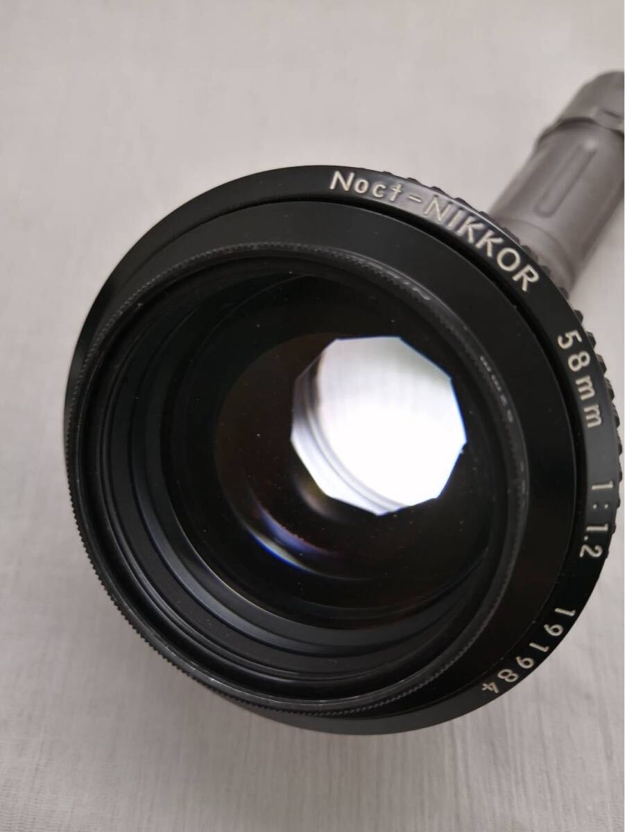 51【15】Nikon ニコン 希少銘玉レンズ AI Noct Nikkor 58mm F1.2 レンズフードHS-7付属 ニコンFマウント あ_画像4