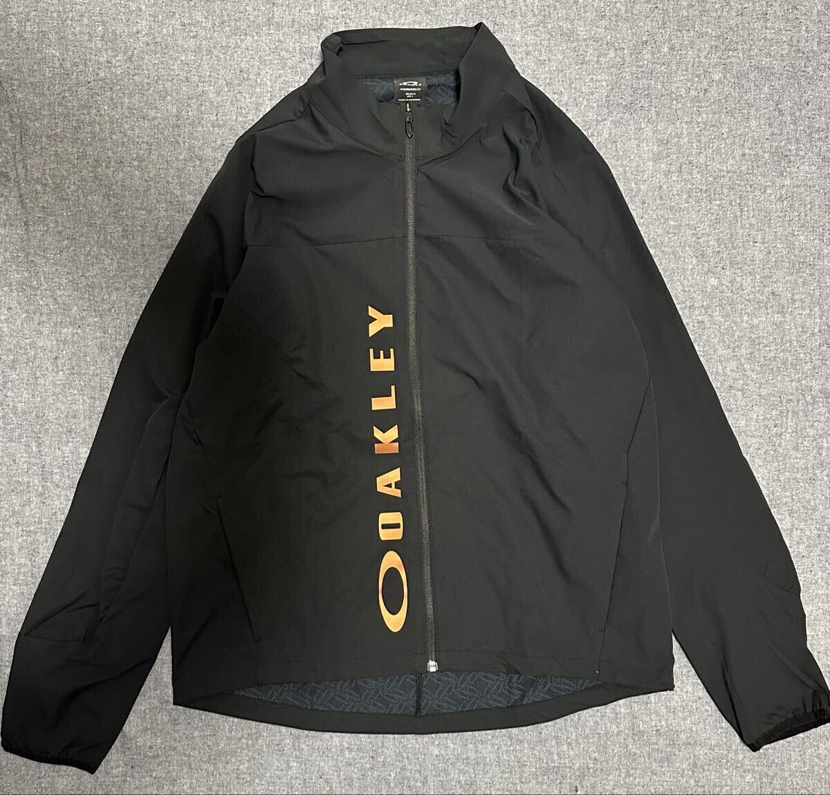 OAKLEY ２０２５秋冬 NEW MODEL BORDERLESS HEAT SHIELD CLOTH JKT・BORDERLESS HEAT SHIELD CLOTH PTトレーニングウェア３セット_画像2