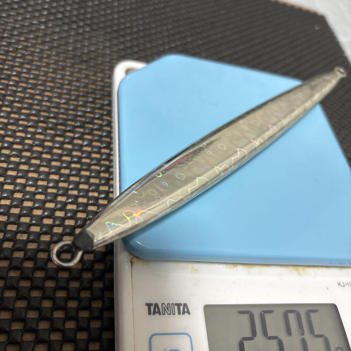 ディープライナー スパイナロー　250g ゼブラグロー スパイN 中深海 ウロコジグ_画像5