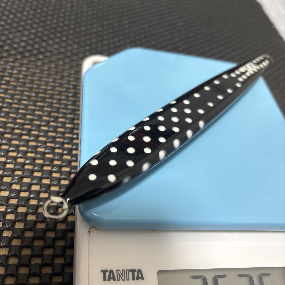 ディープライナー　スパイファイブ　250g スーパーグロー　 スロージギング 中深海　スパイV ウロコジグ シーフロアコントロール_画像5