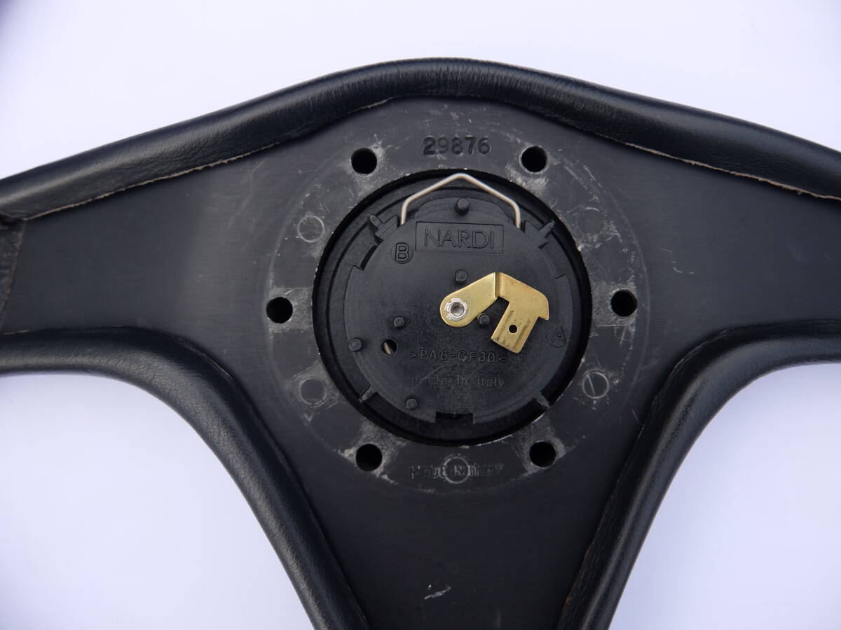 NARDI GARA 3 кожа рулевой механизм