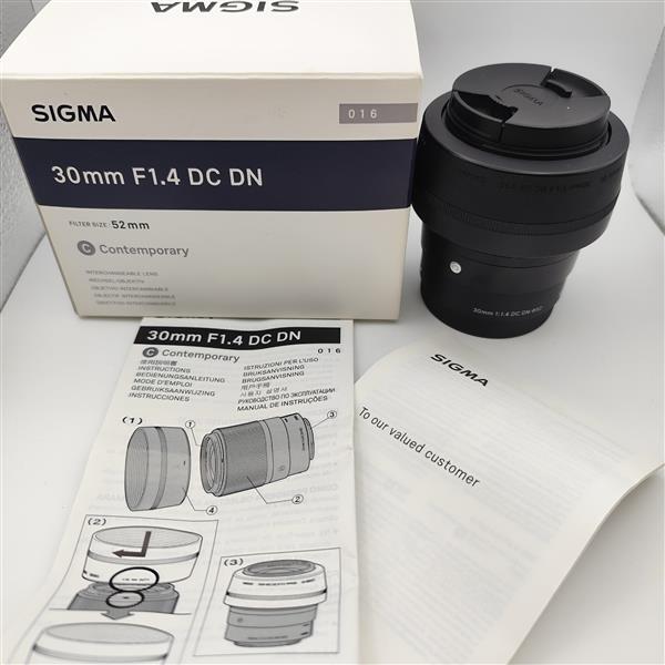 【美品】シグマ(Sigma) レンズ 30mm F1.4 DC DN Contemporary 箱 説明書 付き 1円出品 コレクター放出品 現状品 2844_画像9