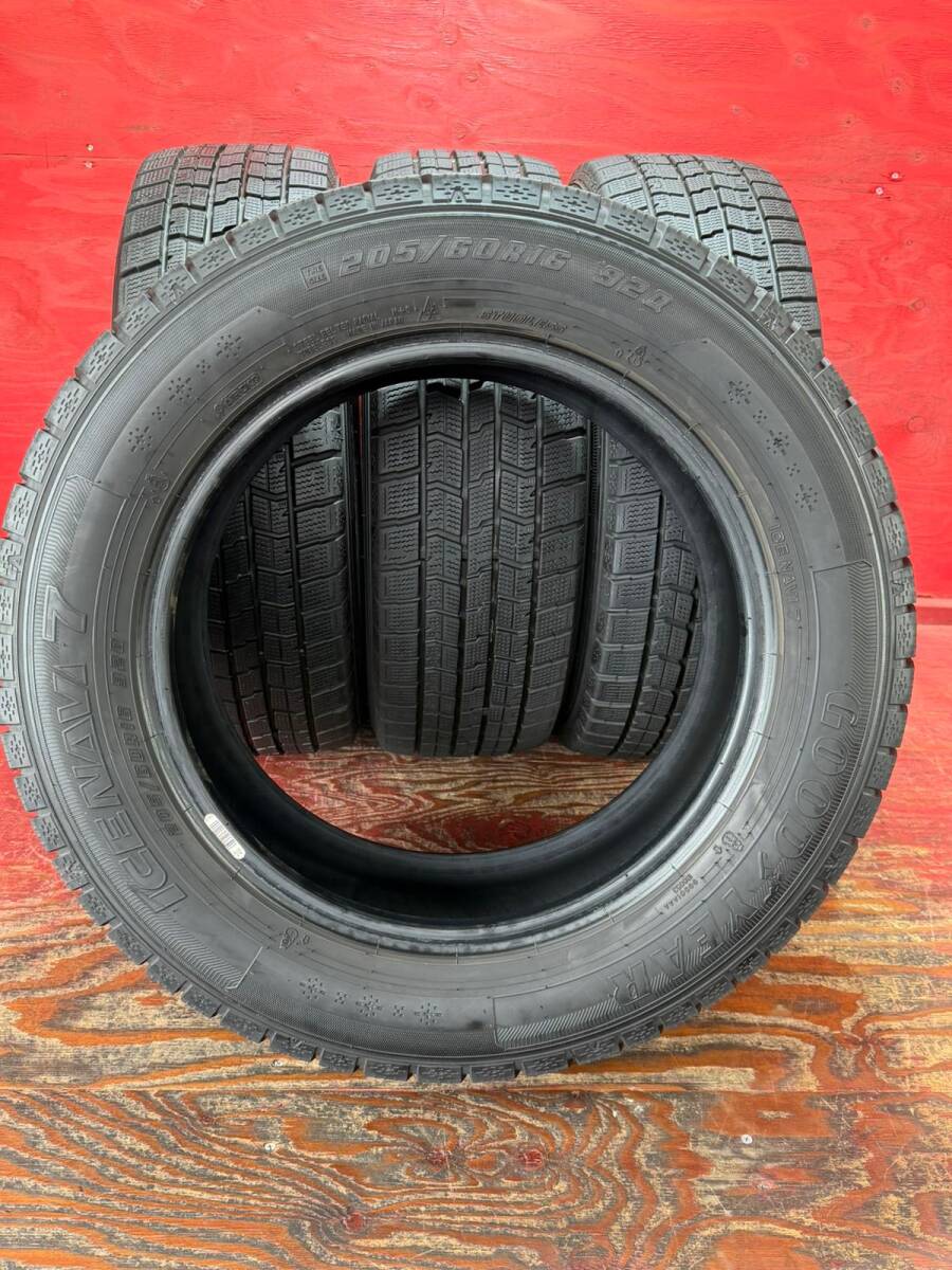 205/60/R16 92Q GOODYEAR ICENAVI 7 製造年2021, 4本 80% バリ山 *219B_画像8