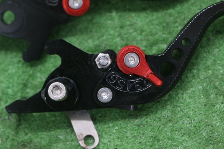 48945/O☆X-MAX250.（SG42J/SG70J） 2018-2022 semspeed ブレーキ&クラッチレバー 5_画像3