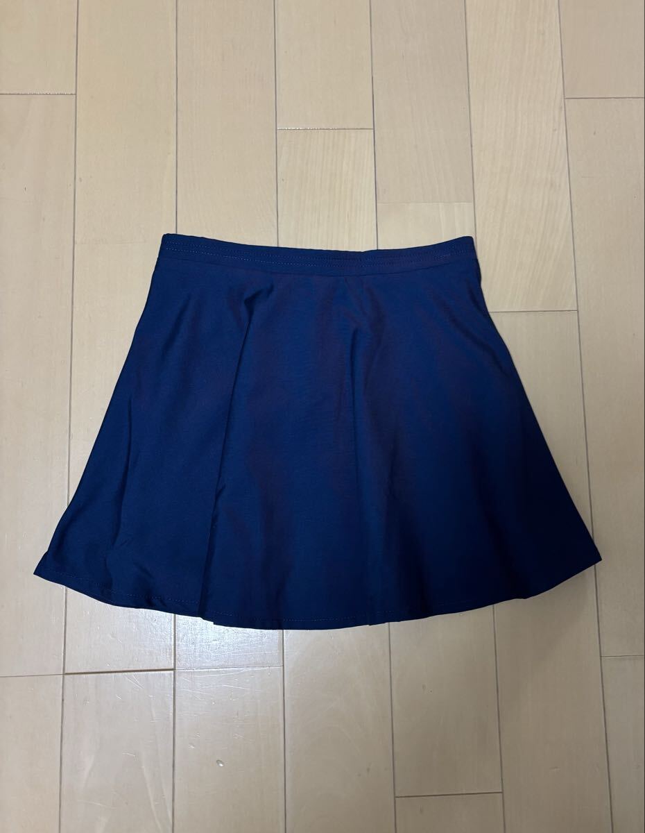 H&M ネイビーフレアスカート　140cm_画像1
