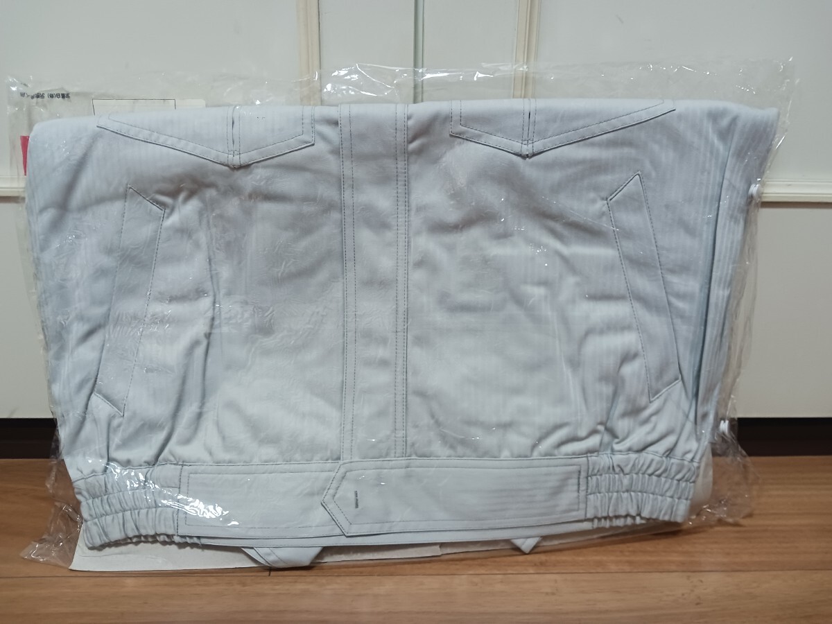 5645　Jawin 51200 自重堂|秋冬 長袖ブルゾン|シルバー|Lサイズ|新品未使用|綿ポリ混紡|帯電防止|作業着|作業ジャンパー|ジャウィン グレー_画像3
