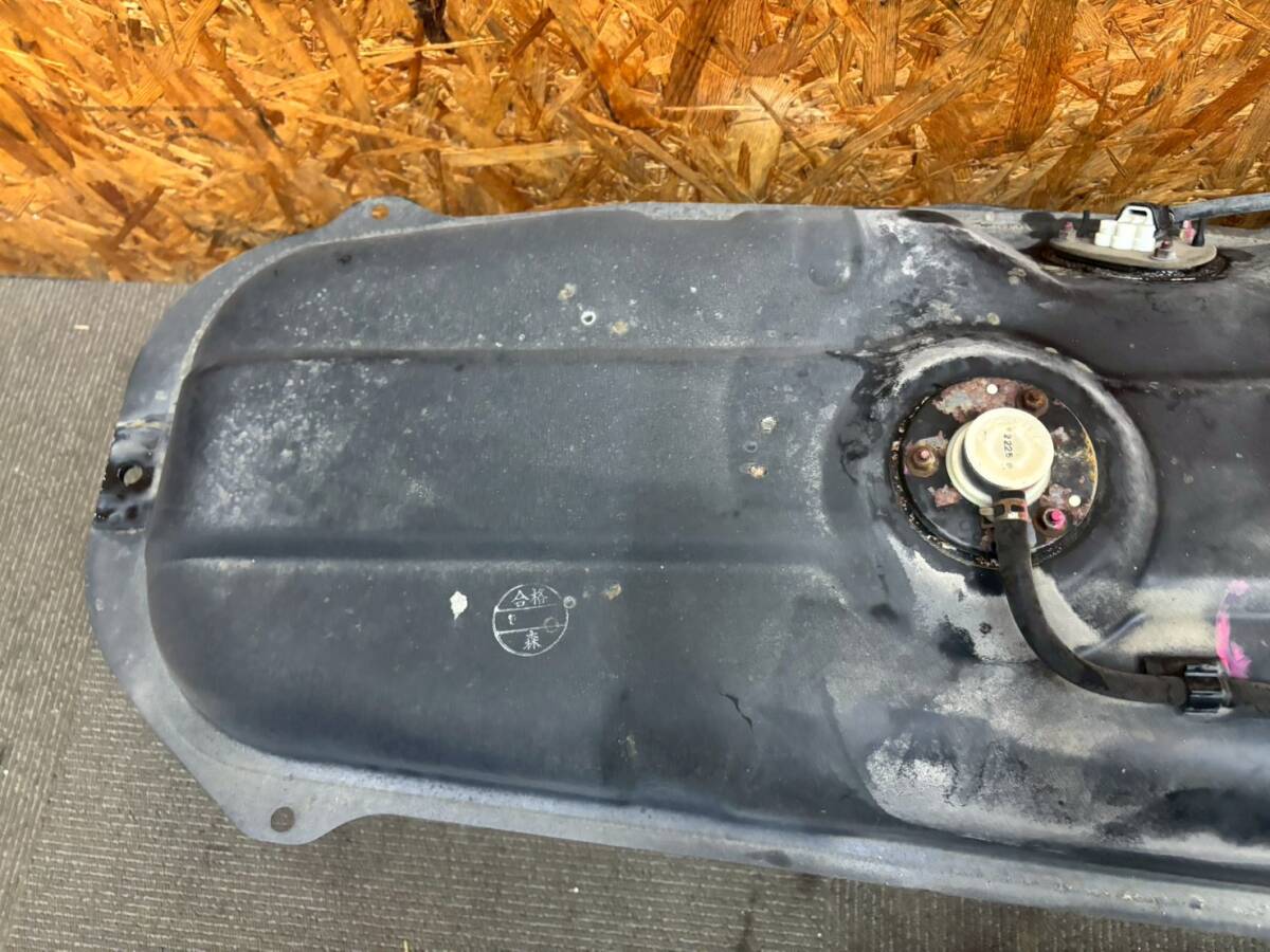 三菱/MITSUBISHI ミニキャブ U61V 中期 ★ 燃料タンク 燃料ポンプ ★ フューエルタンク フェールタンク ガソリンタンク 2F 2511-8-47_画像4