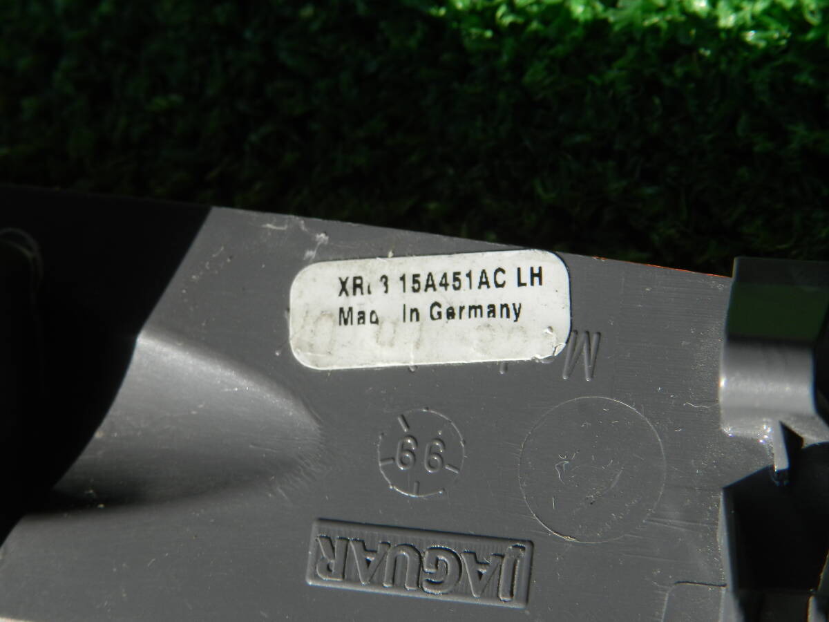ジャガーSタイプ 左フロント/右リア 共通 バンパーコーナーリフレクター 品番:XR83-15A451AC 品番:XR83-515B0AC_画像5