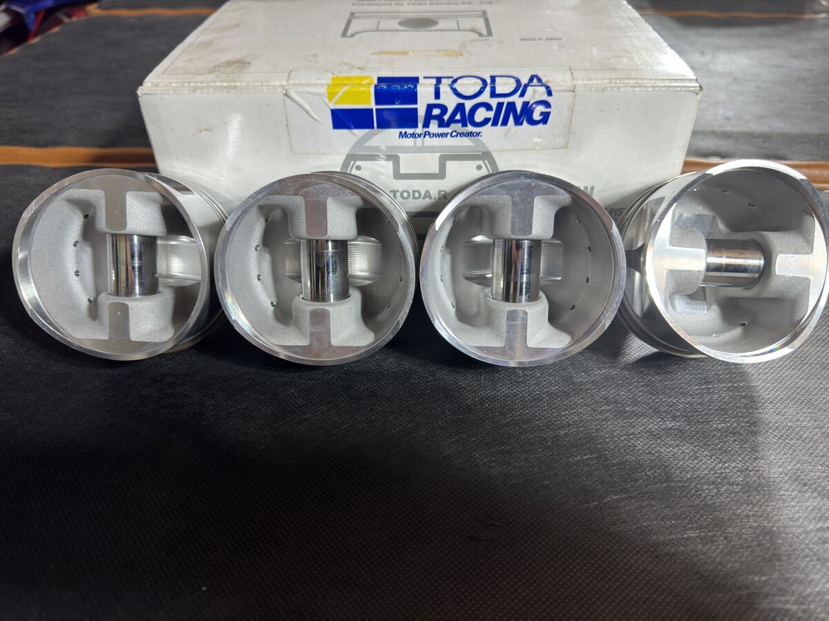 TODA 戸田 トダ ピストン 4個 EK9 EK4 EG6 EF9 DC2 シビック インテグラ　タイプR B16A B16B B18C SPOON 無限_画像3