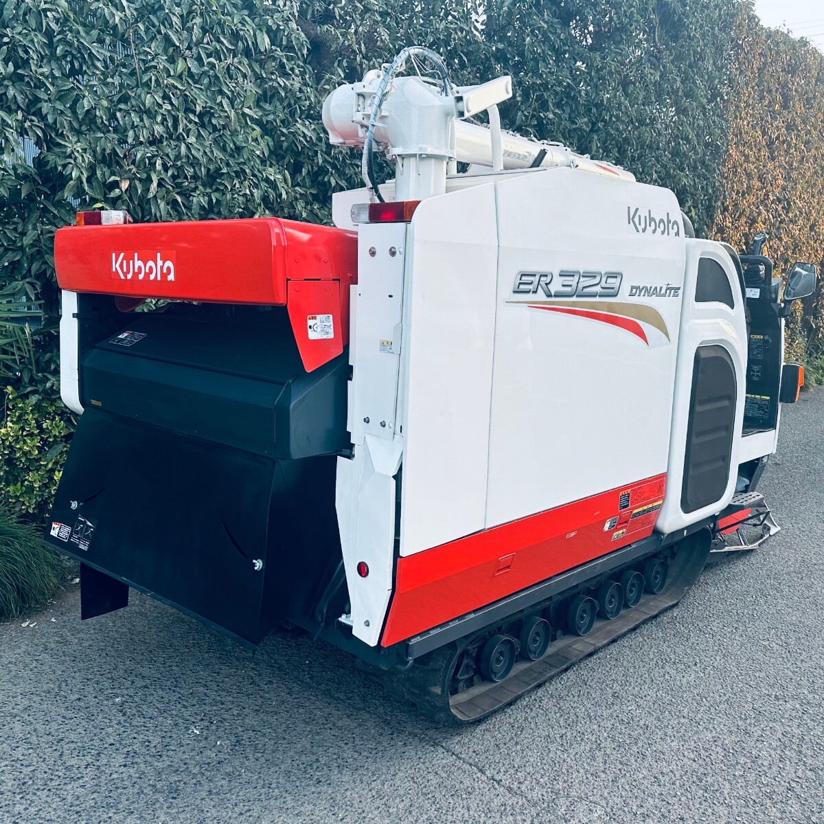 クボタコンバインER329 使用時間282h 29馬力　3条刈　デバイダー付き　4PC_画像2