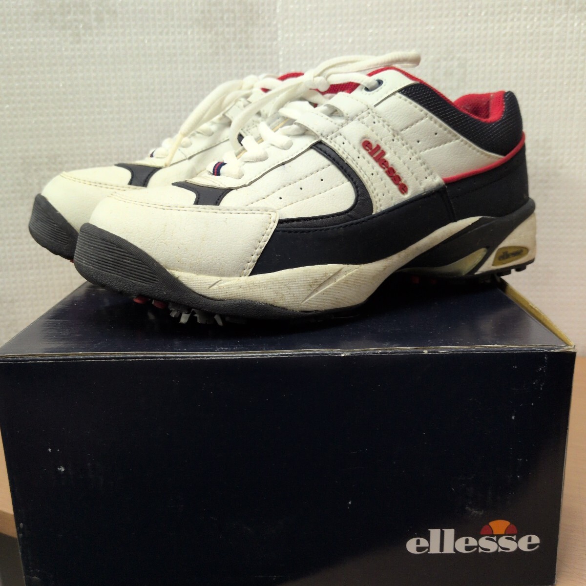 ★ellesse★ゴルフシューズ★ホワイト×ネイビー★22.5センチ★GL001★箱付き★レディース★ゴルフ★スポーツ★札幌★北海道★_画像1