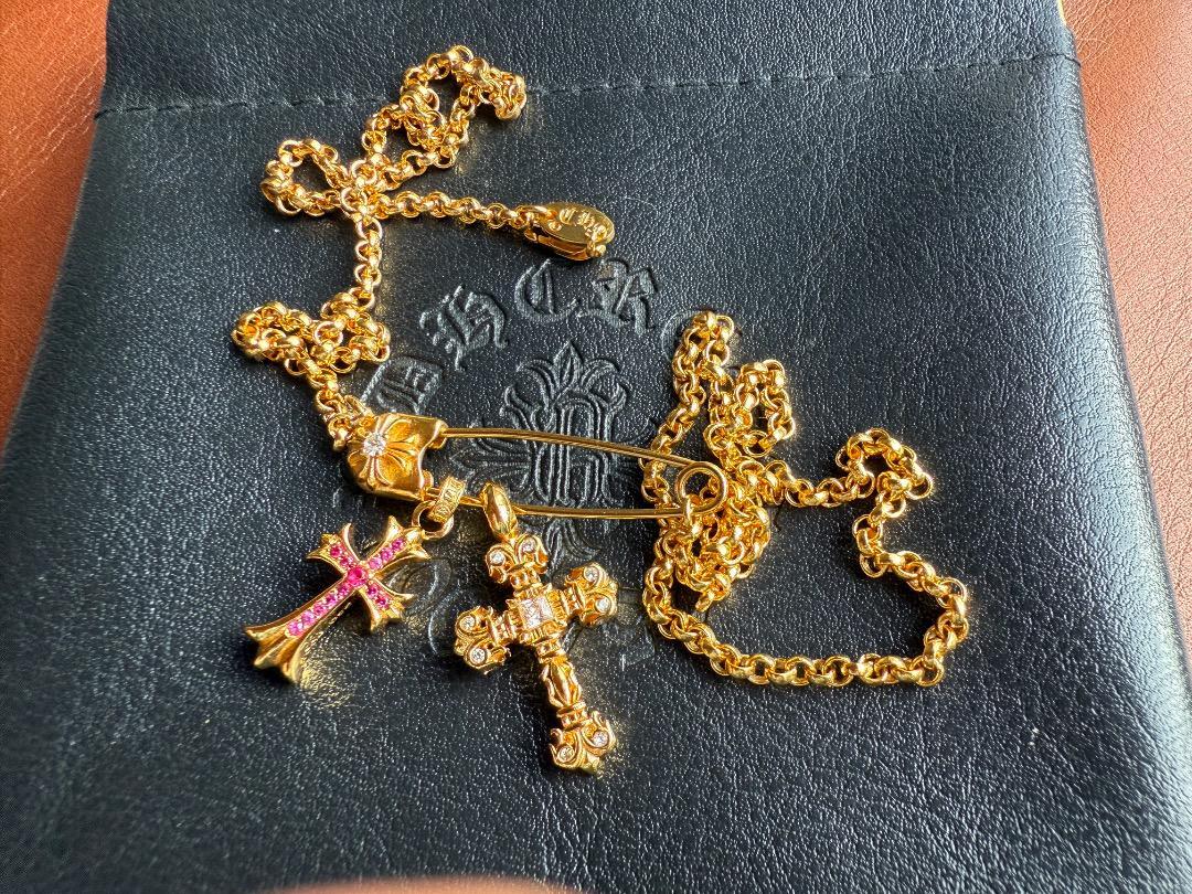 ★JSF+B 22K金メッキS925 デザイン型安全ピン付クロスネックレス_画像1