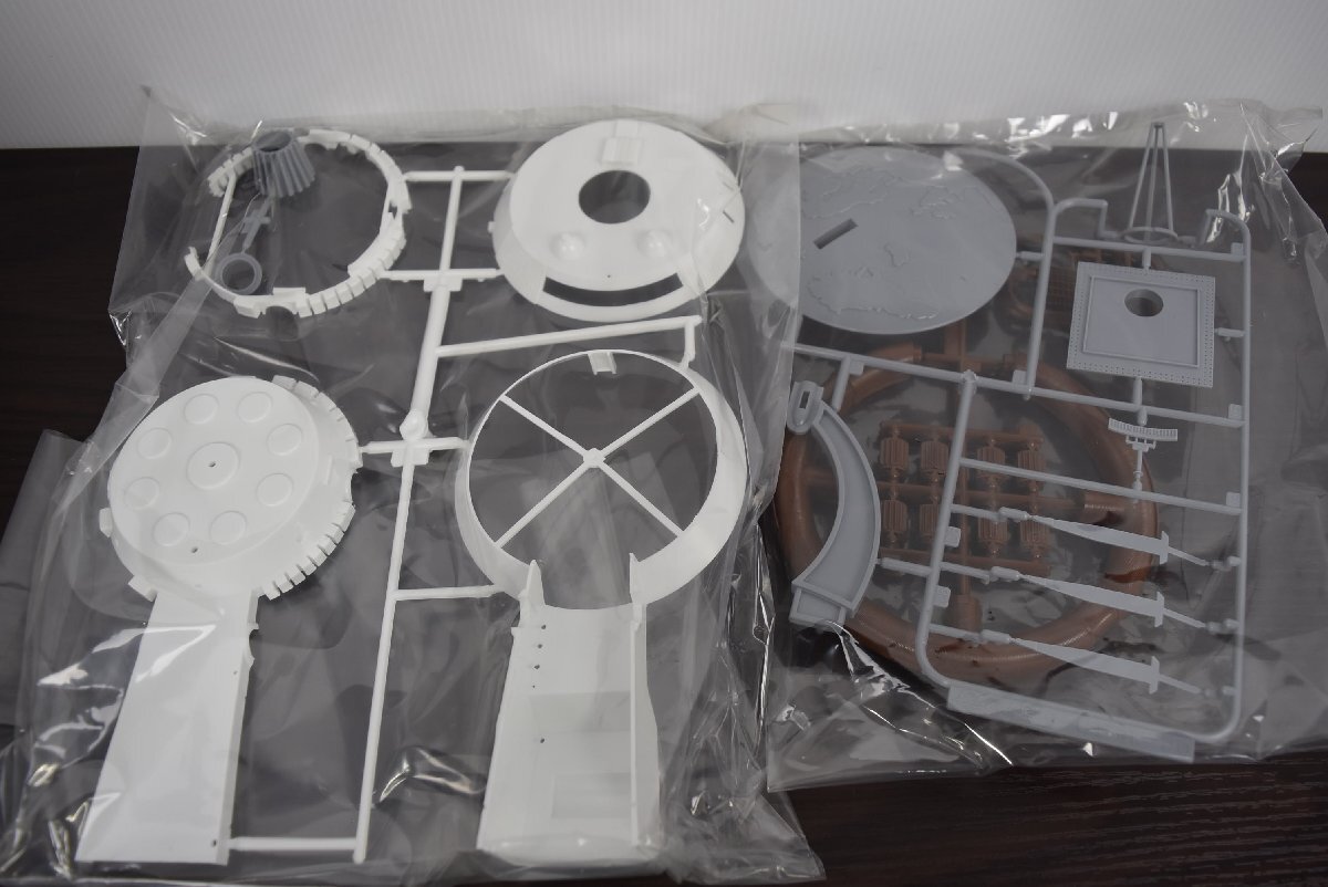 A-694 中古 未使用 ジャンク品 THUNDERBIRDS サンダーバード 3号 5号 プラモデル アオシマ SF 特撮 人形劇 レトロ ミニチュア コレクション_画像3