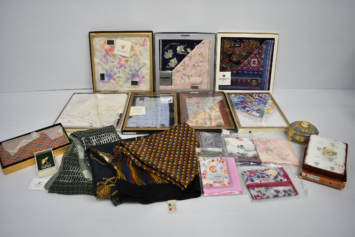 C-310 中古 ジャンク品 レディース ブランド 小物 まとめ売り スカーフ ハンカチ 小物入れ 等 イヴサンローラン ランバン ニナリッチ 婦人_画像1