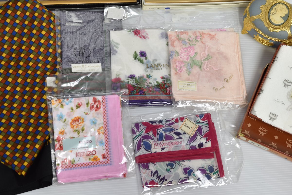 C-310 中古 ジャンク品 レディース ブランド 小物 まとめ売り スカーフ ハンカチ 小物入れ 等 イヴサンローラン ランバン ニナリッチ 婦人_画像8