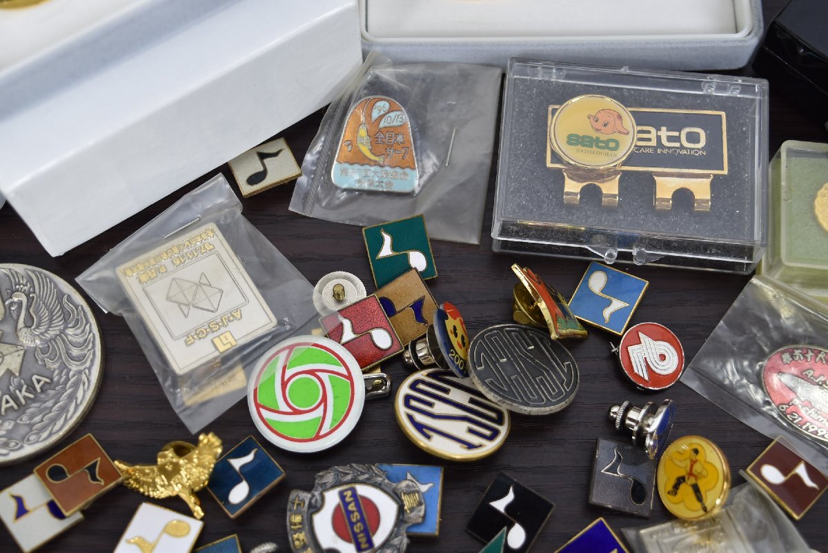 C-324 中古 ジャンク品 記念品 勲章 ピンバッジ グッズ 他 まとめ売り 現状品 コレクション 当時物 オリンピック レトロ ビンテージ 皇室_画像6