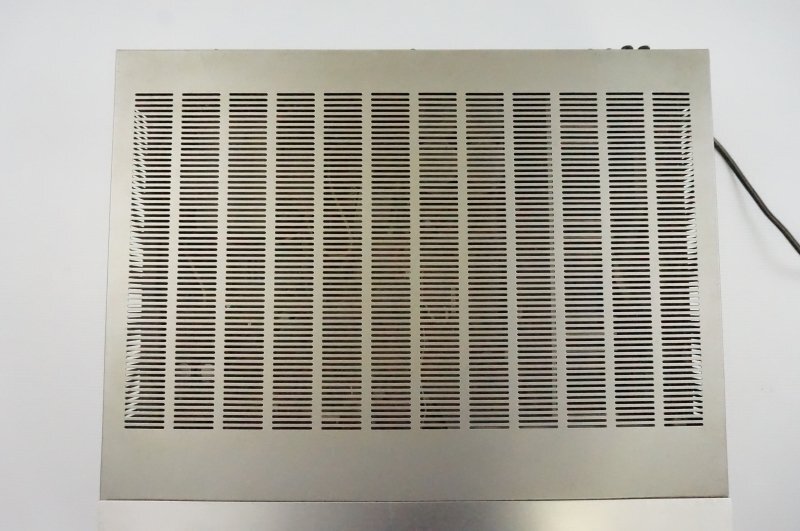 F-591 【ジャンク品 中古品 現状渡品】 プリメインアンプ Victor ビクター A-X55 オーディオ 音楽鑑賞 レトロ コレクション_画像4