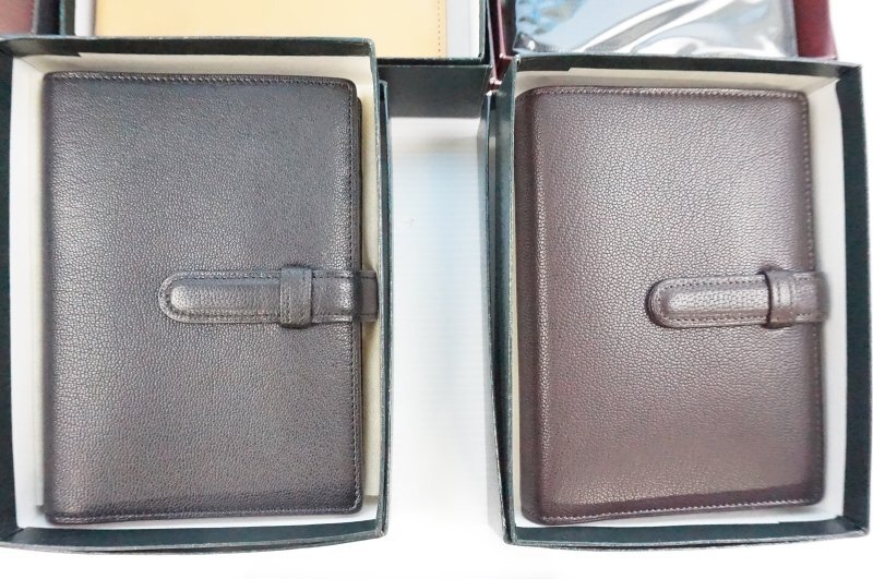 F-587 【まとめ売り ジャンク品 中古品 現状渡品】 バインダー 手帳 A7~A5 レザー 牛皮 本革 ルーズリーフ スケジュール帳_画像5