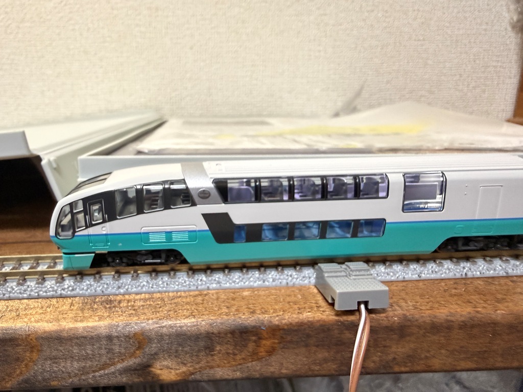 TOMIX 98688 JR 251系特急電車(スーパービュー踊り子・2次車・新塗装) 基本セット 室内灯付き_画像8