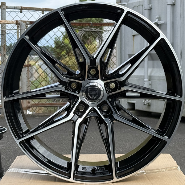 在庫限り RAV4 18インチ 新品 タイヤホイール4本セット 225/60R18【X.G.GZ.アドベンチャー.オフロードパッケージ.PHV 等】_画像2