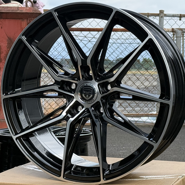 在庫限り RAV4 18インチ 新品 タイヤホイール4本セット 225/60R18【X.G.GZ.アドベンチャー.オフロードパッケージ.PHV 等】_画像3