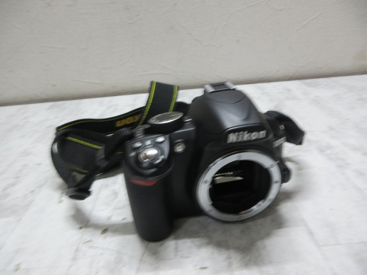 237. Nikon ニコン D3100 18-55 VR Kit AF-S DX 18-55mm F3.5-5.6G VR レンズ デジタルカメラ デジカメ 【星見】_画像2