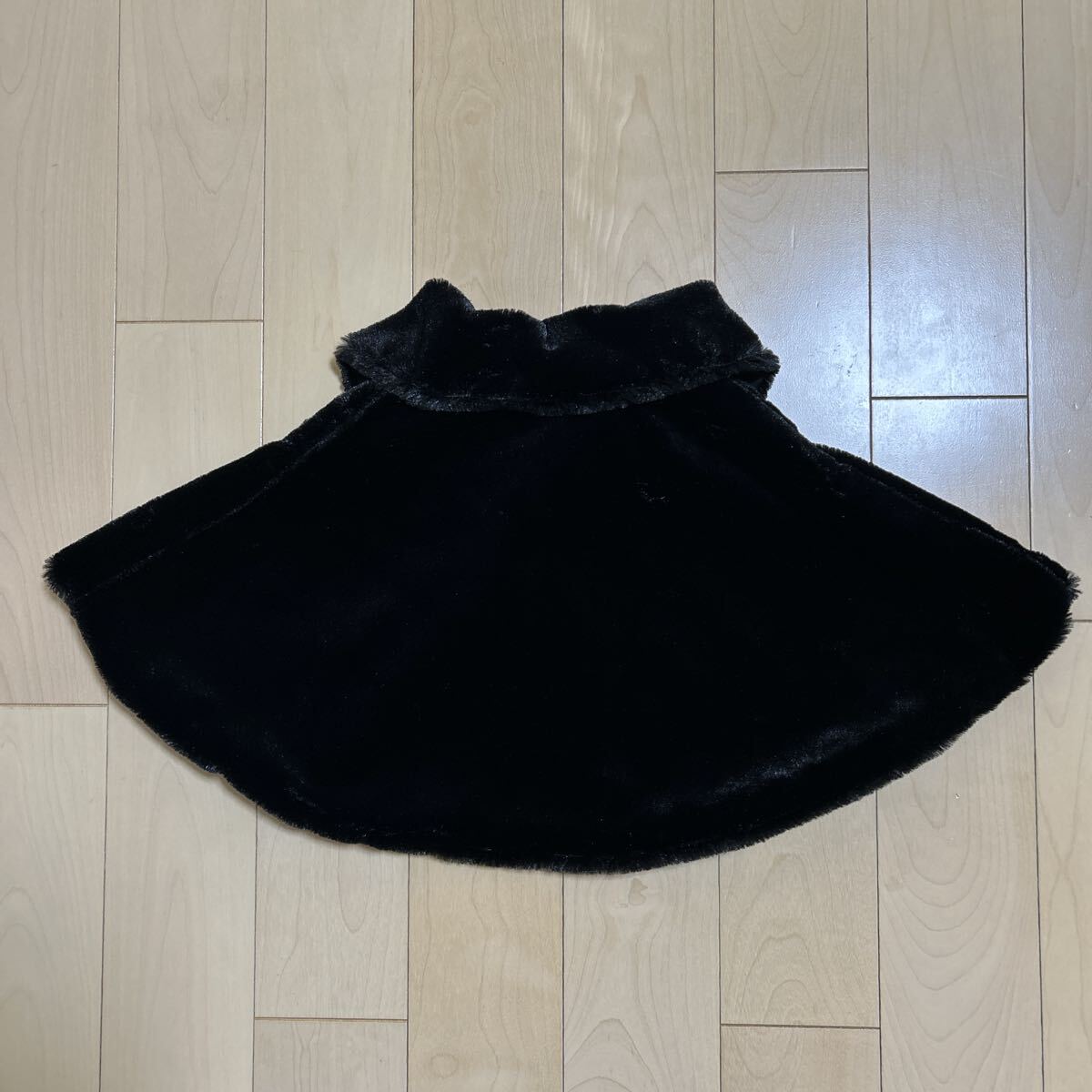 キッズ　ケープ　黒　 ポンチョ マント　ボレロ_画像2