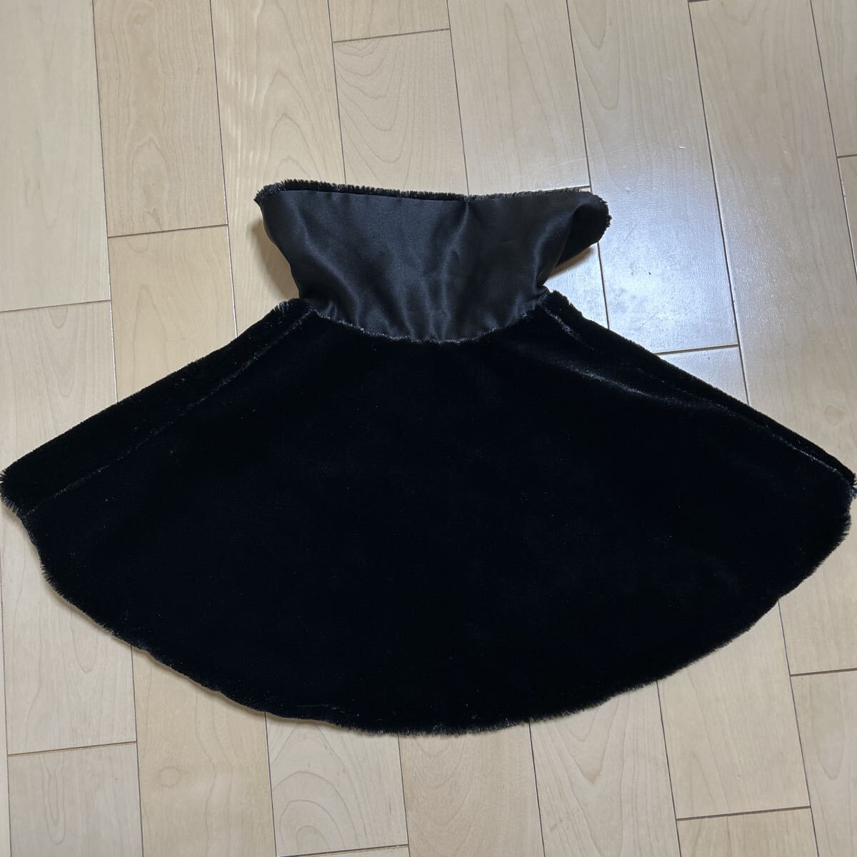 キッズ　ケープ　黒　 ポンチョ マント　ボレロ_画像4