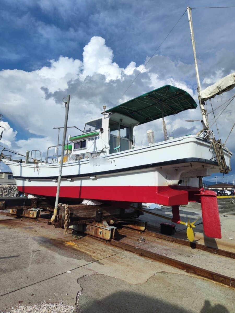 ヤンマー GA31 6PH-T 漁船 釣り ジギング アジング エギング 広島 山口 大型いけす 物入れ多数 _画像1