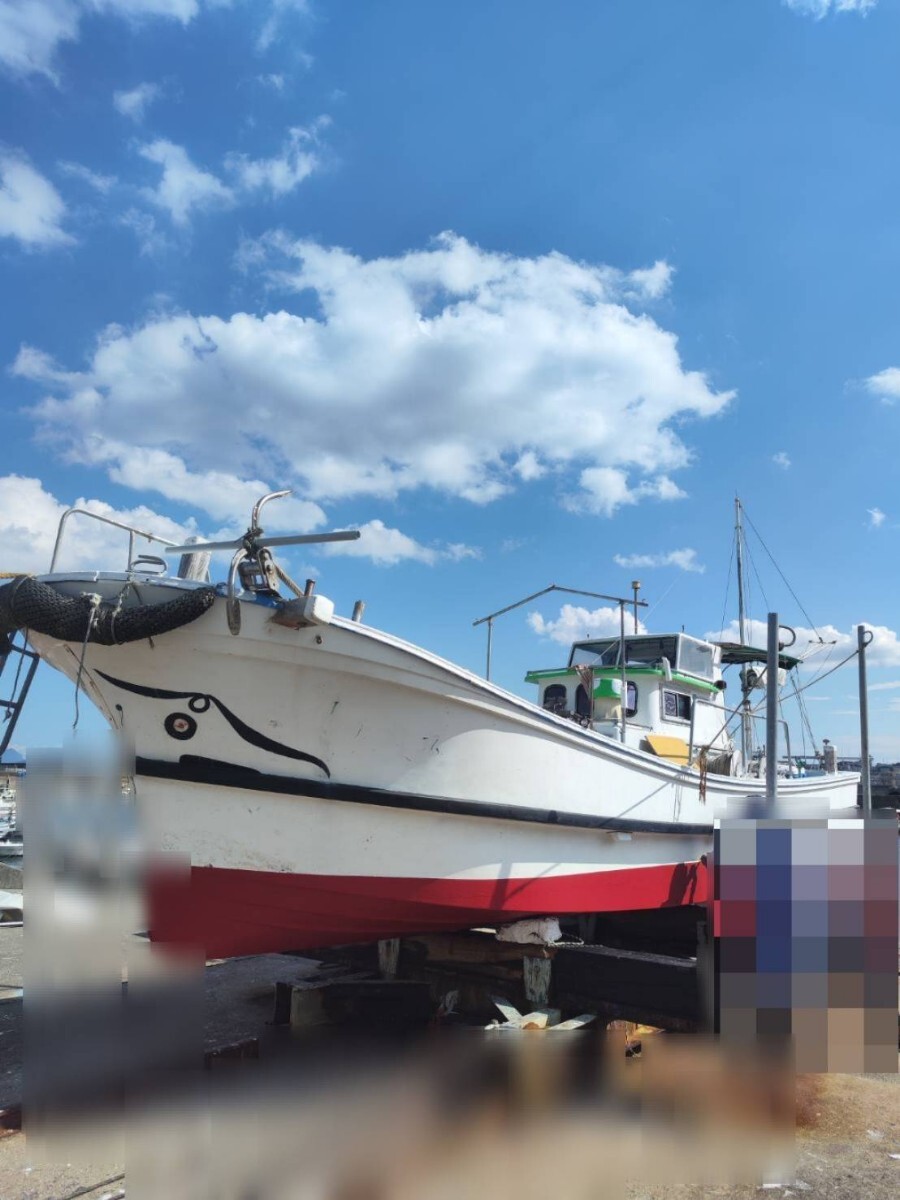 ヤンマー GA31 6PH-T 漁船 釣り ジギング アジング エギング 広島 山口 大型いけす 物入れ多数 _画像2