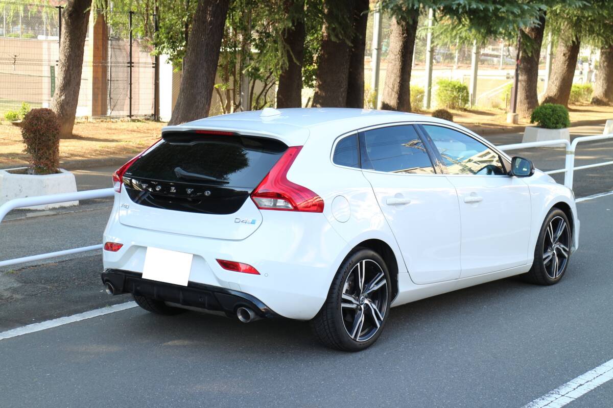 【特別限定 150台 ディーゼルターボ】H29後期 ボルボ V40 D4 Rデザイン ポールスターエディション190馬力 α【検令和9/12長期】ROMチューン_画像9