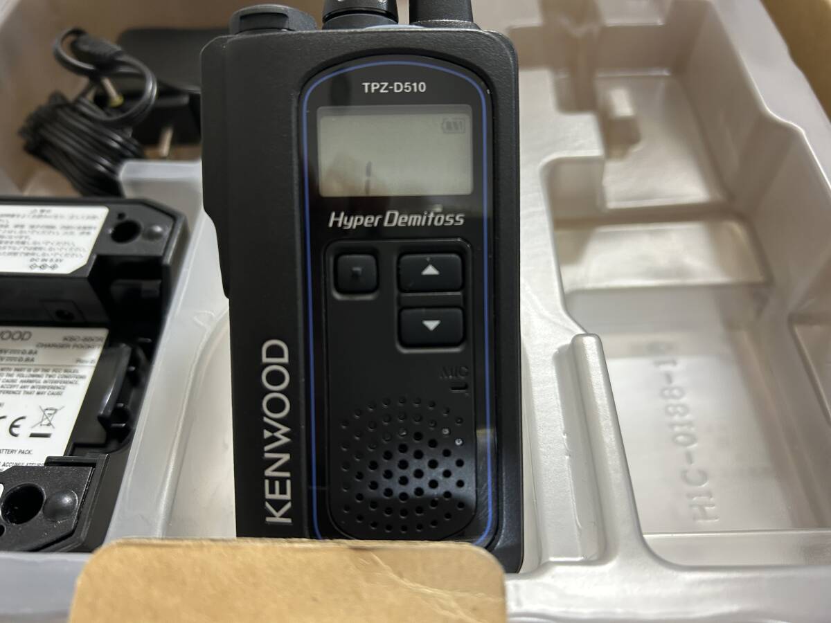 JVC KENWOOD (JVCケンウッド) TPZ-D510 デジタル簡易無線　トランシーバー、中古品_画像4