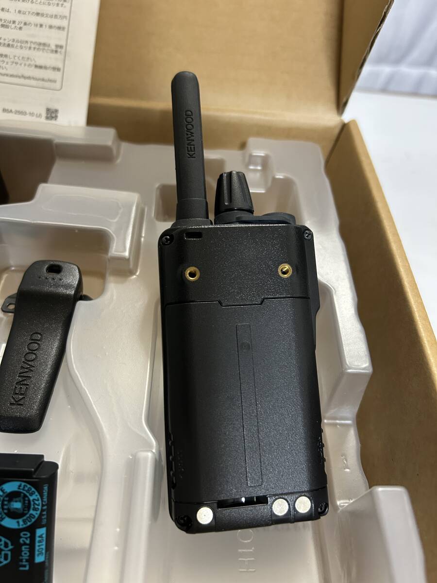 JVC KENWOOD (JVCケンウッド) TPZ-D510 デジタル簡易無線　トランシーバー、中古品_画像5