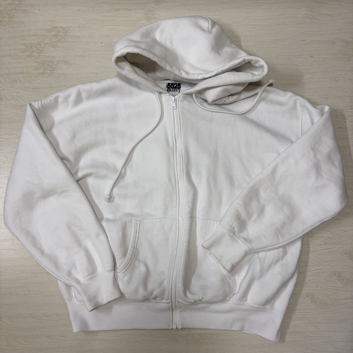 AURALEE 5525gallery ホワイト ジップアップパーカー パーカー フーディー_画像2