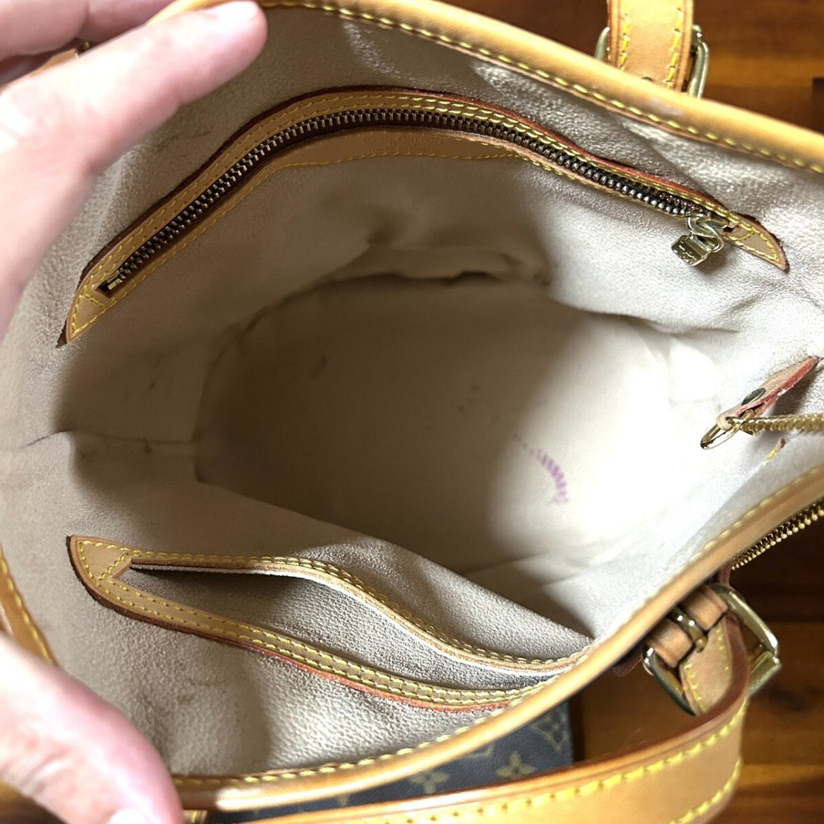 外観美品 LOUIS VUITTON ルイヴィトン モノグラム ショルダーバッグ バケット PM ポーチ付属 プチバケット_画像3