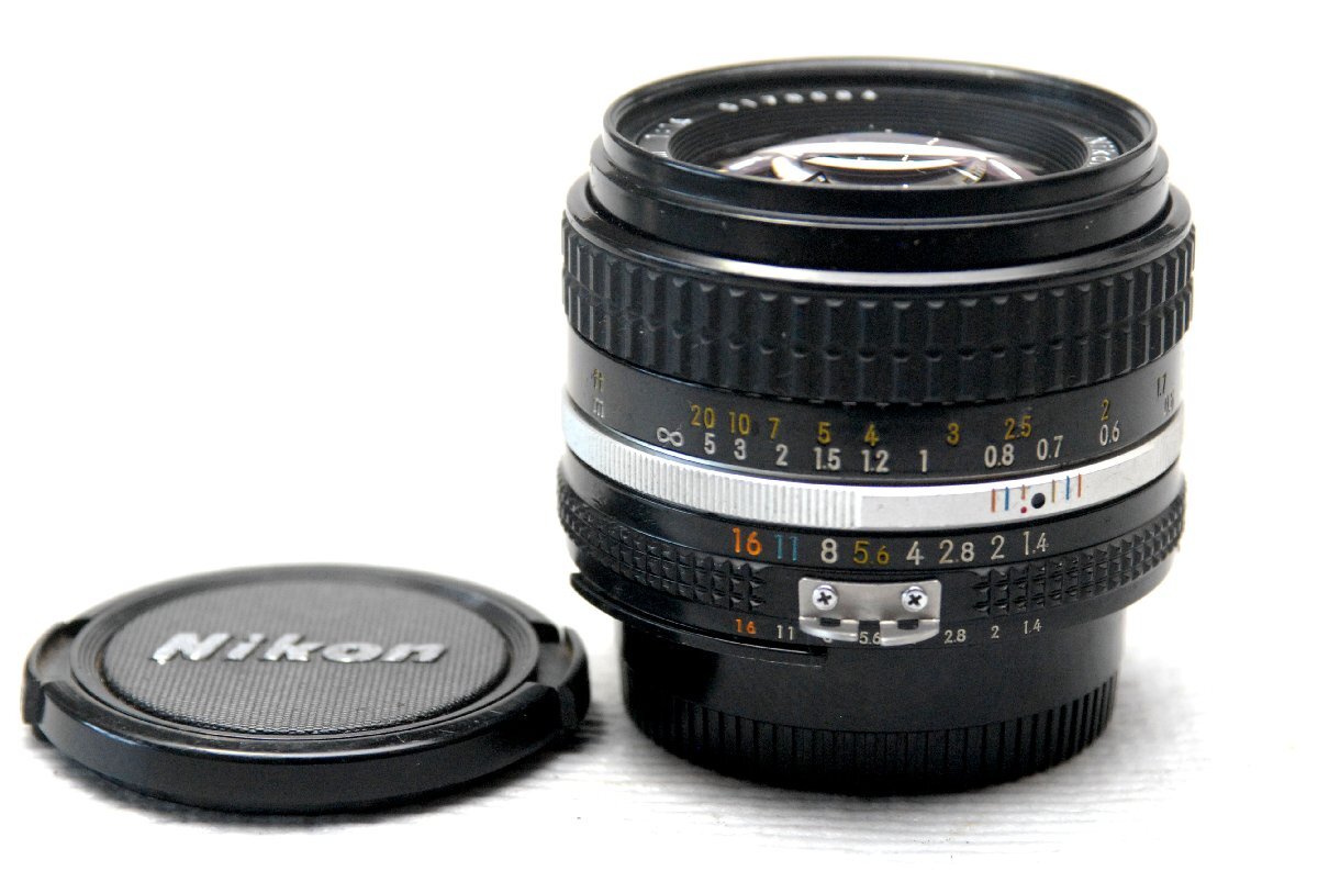 Nikon ニコン 純正 NIKKOR 50mm MF 高級単焦点レンズ 1:1.4 (Ai) 希少な作動品_画像1