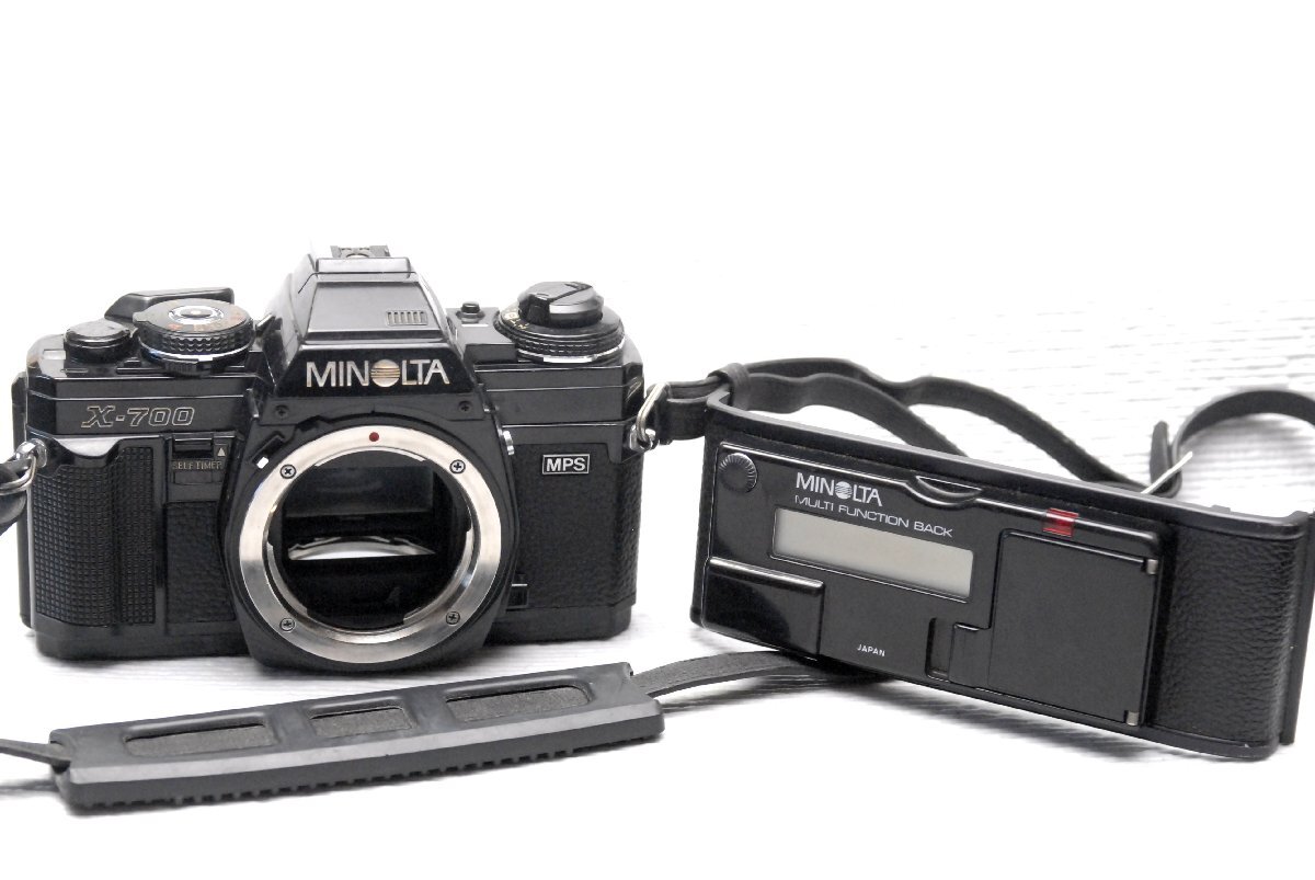 MINOLTA ミノルタ人気の高級一眼レフカメラ X-700 MPS（黒）ボディ +（FB付） 希少な作動品 （腐食無し）_画像1