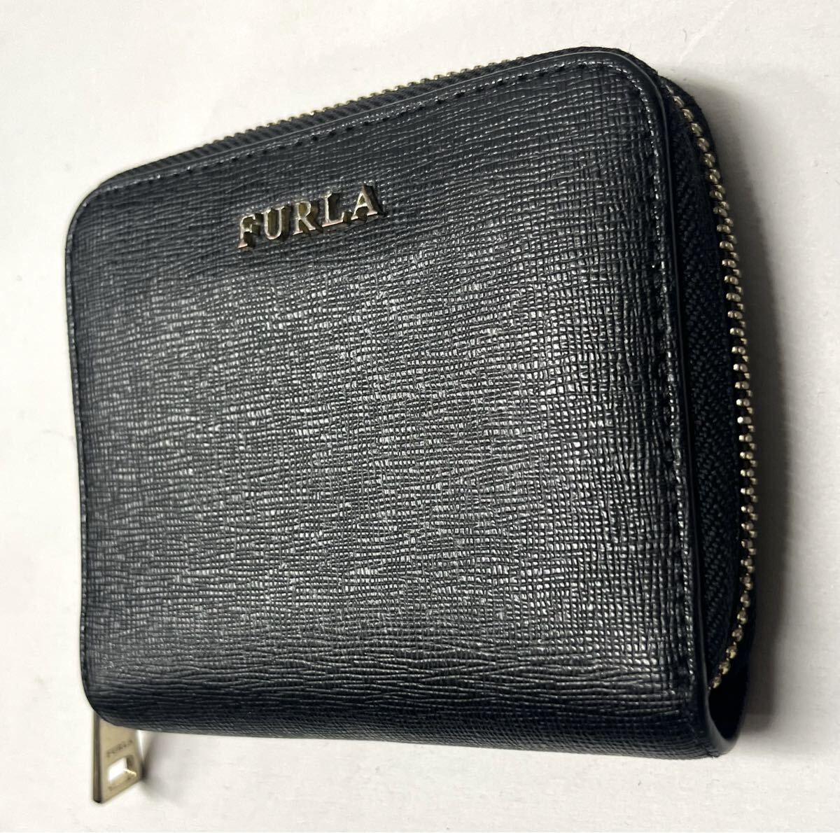 FURLA★フルラ★バビロン レザー ラウンドファスナー 二つ折り財布 無地/ブラック_画像3