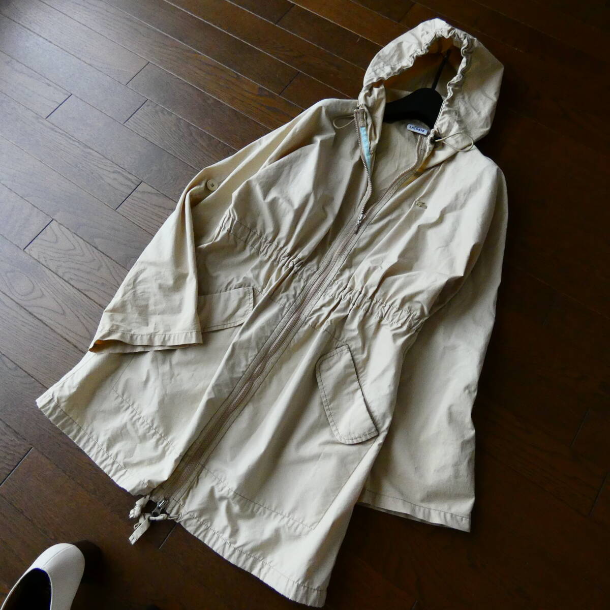 LACOSTE ラコステ ファオブリカ ベージュ フード付 ナイロン ジャンパー パーカー 40_画像2