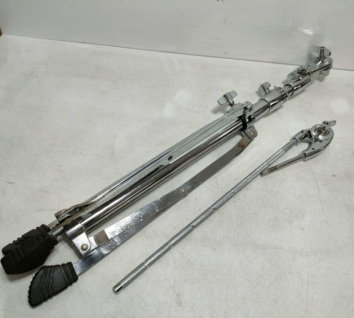 管理0931 TAMA タマ シンバルスタンド 型番不明 キズ汚れあり 動作未確認 ジャンク_画像2