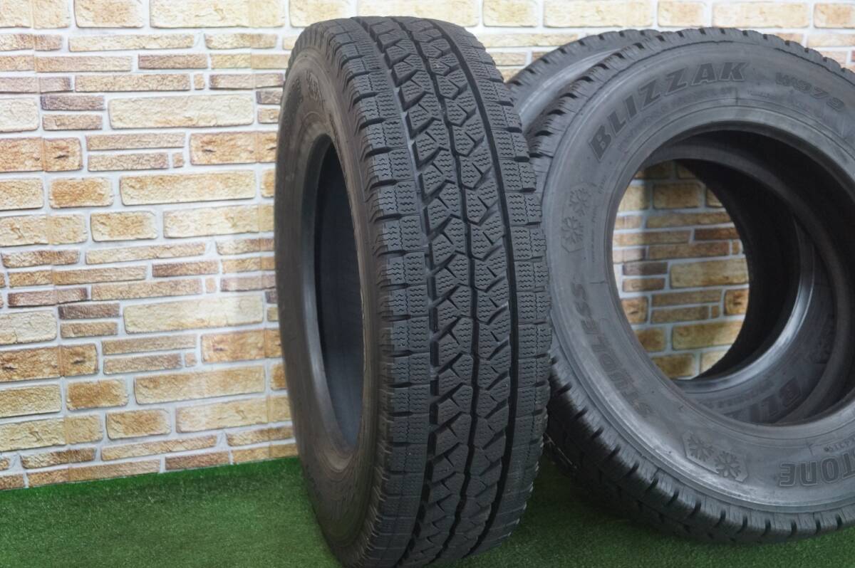 美品★BRIDGESTONE Blizzak W979 195/70R15.5 バリ山! 冬用タイヤ 6本セット_画像7