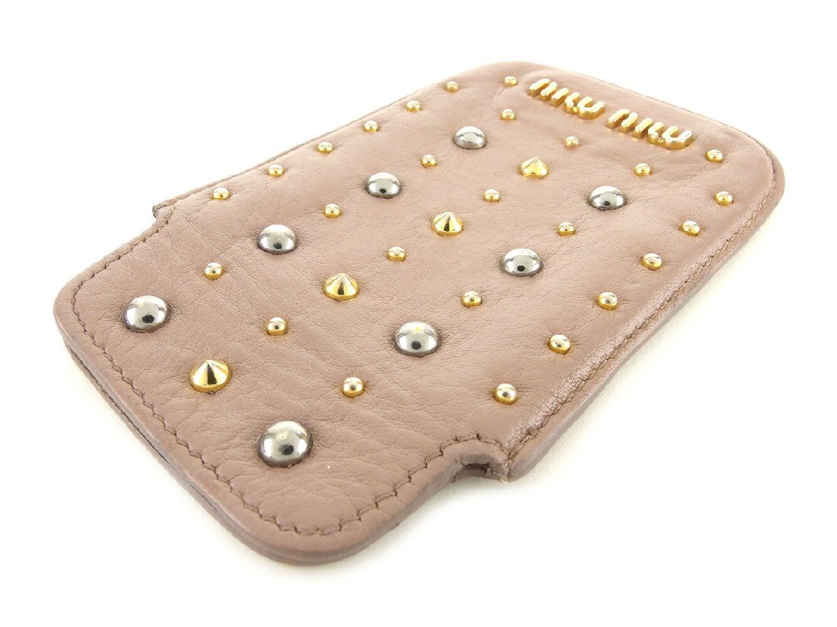 【10%OFFクーポン】ミュウミュウ iPhoneケース 携帯ケース レディース スタッズ ベージュ ピンク ゴールド シルバー 中古_画像3