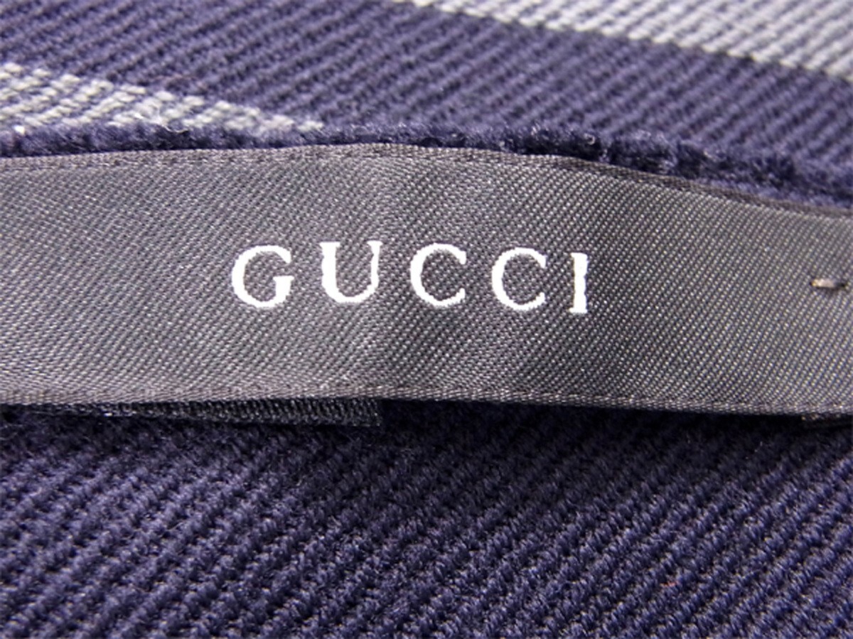 【ブラックフライデー30%OFFクーポン】グッチ マフラー フリンジ付き レディース リバーシブル ＧＧ柄 ネイビー グレー 灰色 中古_画像7