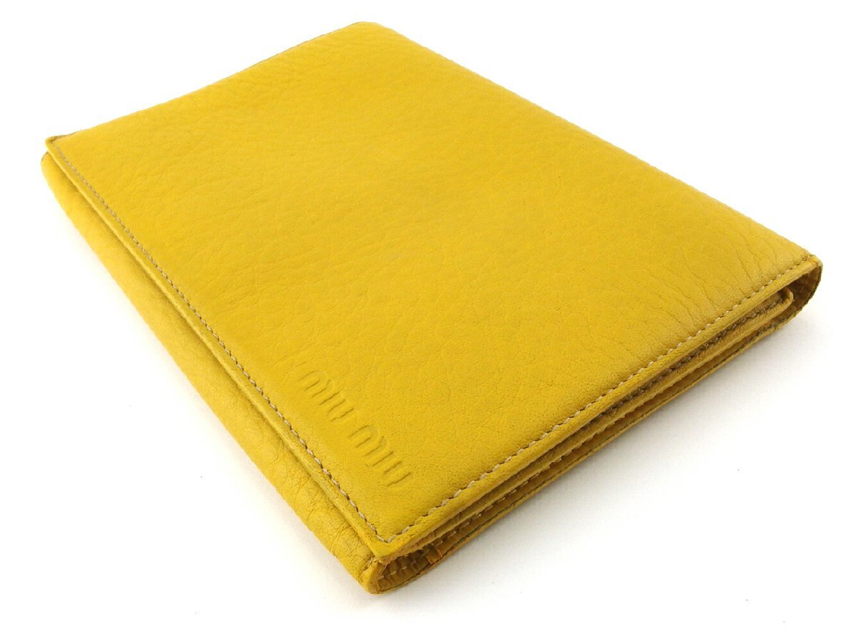 【ブラックフライデー30%OFFクーポン】ミュウミュウ MIUMIU 三つ折り財布 ロゴ イエロー シルバー レディース 中古_画像3