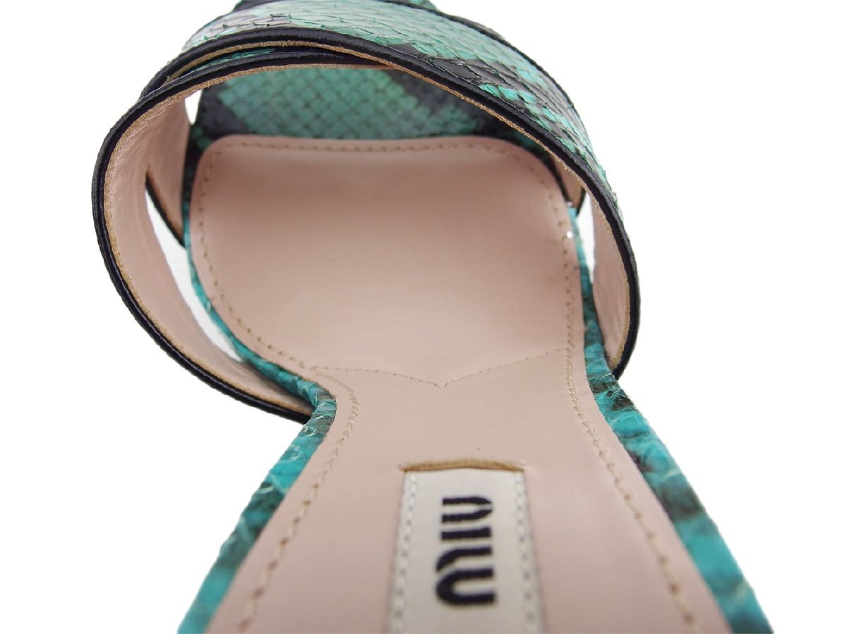 【ブラックフライデー30%OFFクーポン】ミュウミュウ MIUMIU サンダル パイソン グリーン×シルバー レディース 中古_画像3