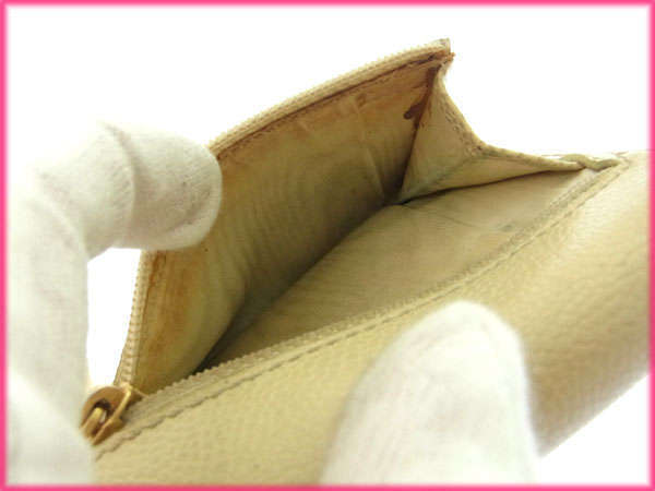 【30%OFFクーポン】シャネル 三つ折り財布 ファスナー レディース ココマーク クリーム×ゴールド 中古_画像6